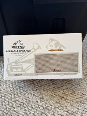 Portable Bluetooth Speaker - Cream